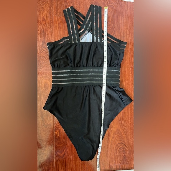 NWOT Black Women's Swimwear - Picture 6 of 7